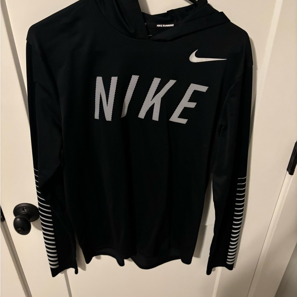 Nike Hoodied Long Sleeve